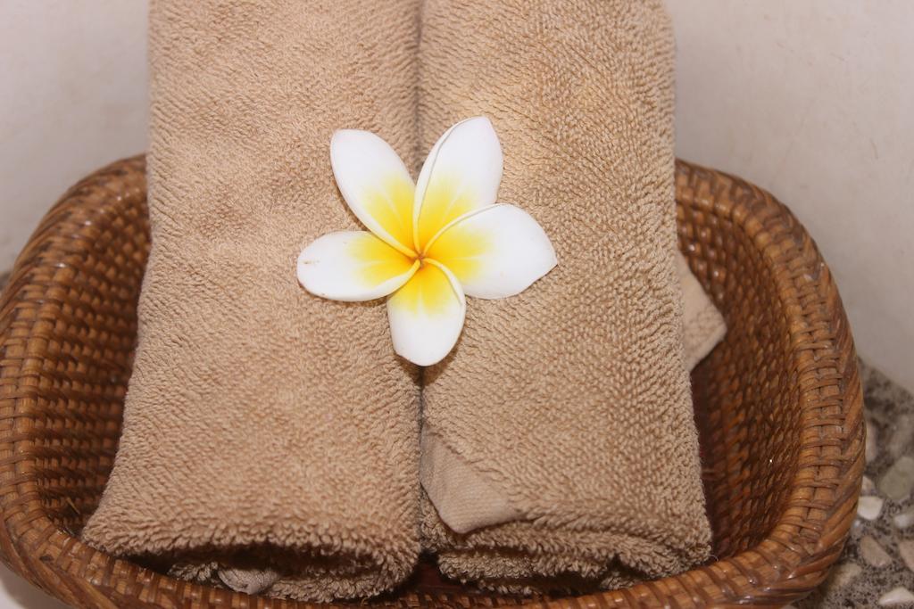 Hotel Chonos โลวินา ภายนอก รูปภาพ