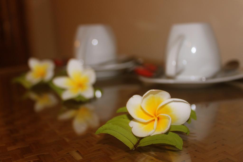 Hotel Chonos โลวินา ภายนอก รูปภาพ