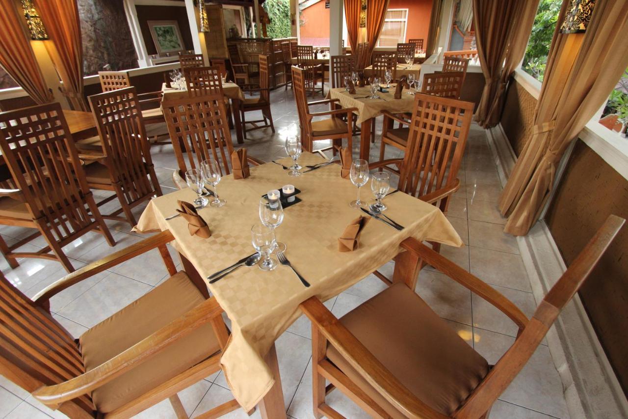 Hotel Chonos โลวินา ภายนอก รูปภาพ