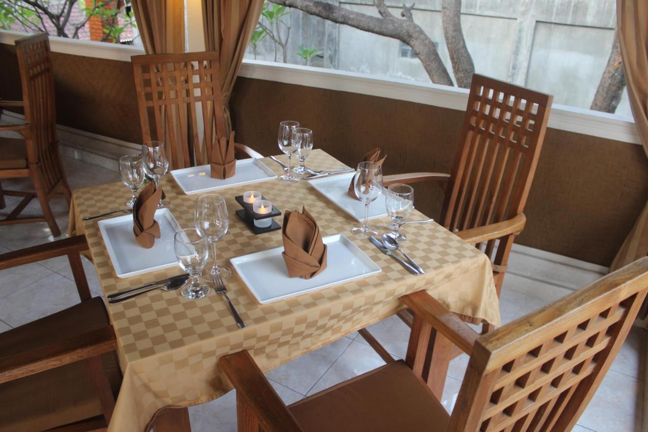 Hotel Chonos โลวินา ภายนอก รูปภาพ